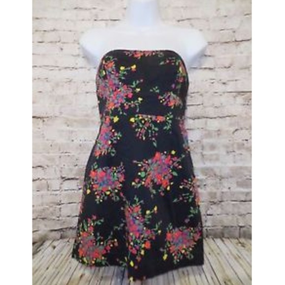 Free People Dresses & Skirts - Free People Poison Apple Strapless Dress